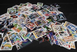 BASEBALL CARDS