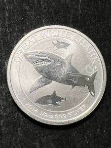 2014 AUSTRALIAN SHARK HALF TROY OZ .9999 FINE SILVER