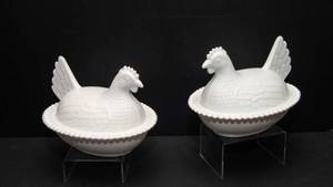 Set of 2 Hen on Nest Covered Glass Candy Dishes  Vintage Chicken Lidded Bowls