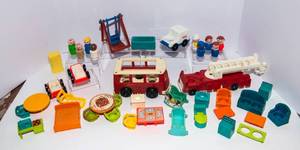 Vintage Fisher-Price Little People Lot  Assorted 1960s & 1970s Figures & Pieces