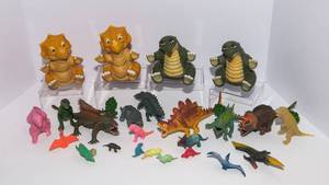 1994 The Land Before Time Dinosaur Hand Puppets  Additional Dinosaurs