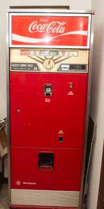 Vintage Coca-Cola Westinghouse WC-78-MD Vending Machine  1960s Multi-Drink, w Key