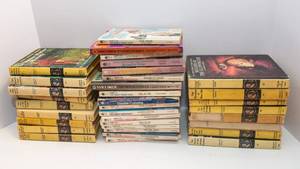 Vintage Nancy Drew Book Lot  Hardcovers & Softcovers