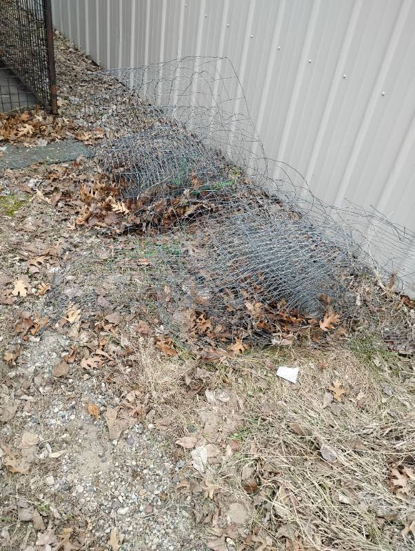 Misc Metal fencing