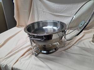 Round Stainless Steel Chafing Dish Buffet Server w Glass Lid Good