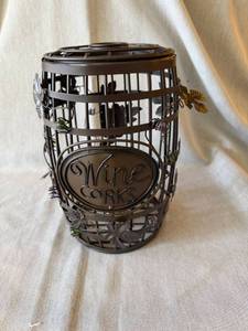 Metal Wine Cork Holder Basket Vineyard Grapes Hinged Lid Brown Decor