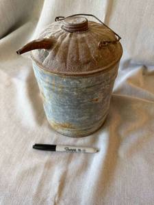 Vintage 1 Gallon Galvanized Oil Can Rustic Metal Pour Spout Decor
