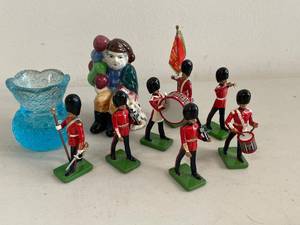 Britains 1988 England British Guards Band Toy Soldier Figures Set