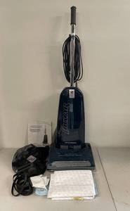 Riccar 8625 Upright Household Vacuum Cleaner w Bags Belts Attachments Manual