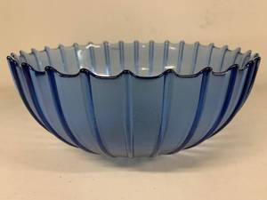 Kosta Boda Blue Art Glass Ribbed Scalloped Bowl Sweden Very Good