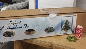 Lighted 3-foot Highland Fir Tree With Basket Stand