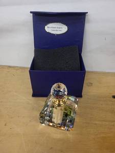 Heartland Americana Crystal Perfume Bottle With Stopper and Box