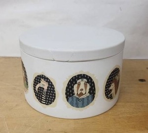 Danica Studio Short Cameo ceramic Canister