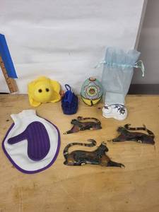 Byzantium Elizabeth Arden Decor & Plush Mixed Lot