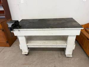 Heavy Duty Wood Workbench w 5 In Bench Vise 50x24x33 Shop Table