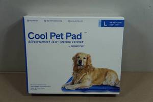 Green Pet Self-Cooling Cushion - Large 23.6x35