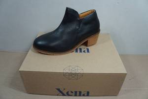 Xena Workwear Gravity Steel Toe Womens Work Shoes - Size 9