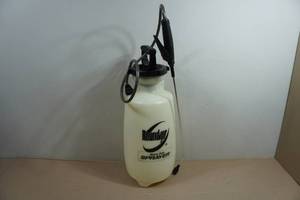 Round Up Heavy Duty Lawn Sprayer