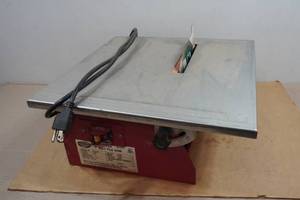 FlorCraft Bench Top 7 Wet Tile Saw