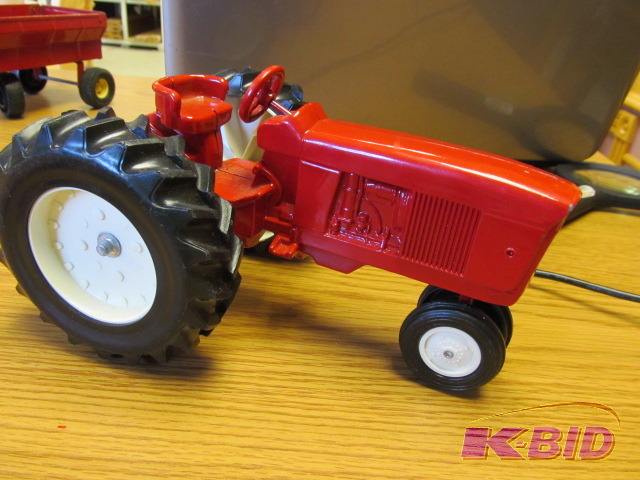 lot 12 image: International Harvester  Tractor