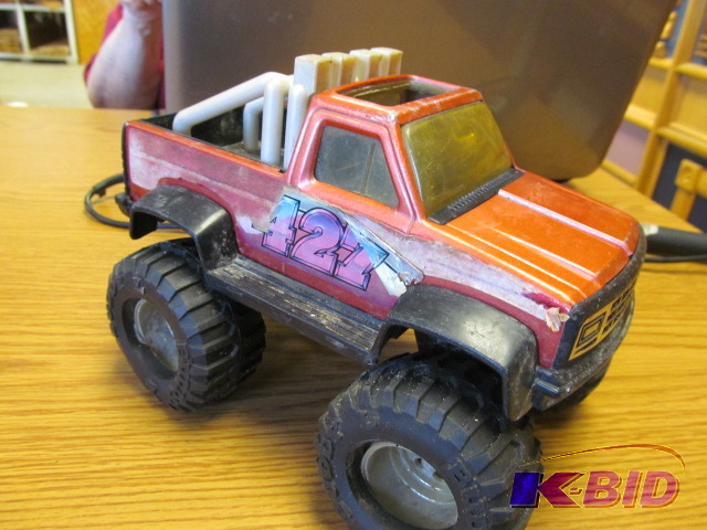 lot 34 image: Buddie L 1984 Pick Up