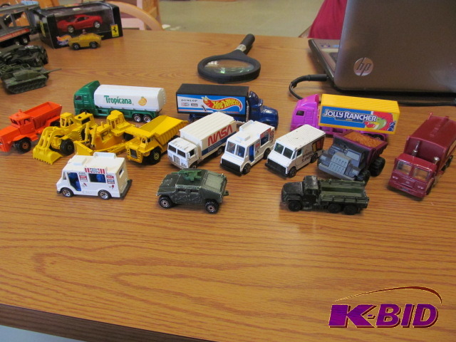 lot 67 image: Lot of 15 hot wheel trucks
