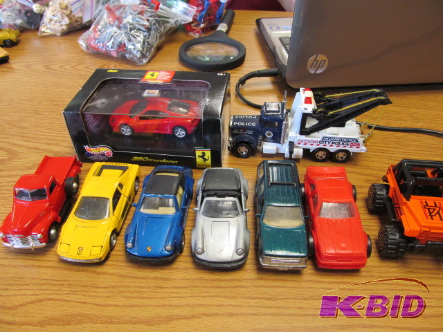 lot 70 image: Lot of 9   143 scale  Hot wheels  matchbox Remco Maisto