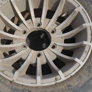 Aluminum Hurricane 6 Bolt Chevy Rim and Tires 15(4)