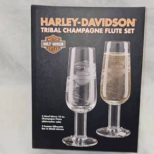 Harley Davidson Tribal Flute Set and HD Roll