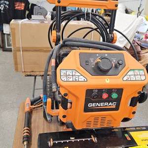 Like New, Generac Pressure Washer, 3100psi, wwand and Under carriage wand
