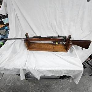 Enfield SMLE III(3), Wood is sporterized Metal Correct.303