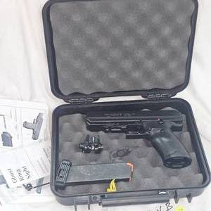 Hi Point JHP 45 ACP, Like New in Hardcase