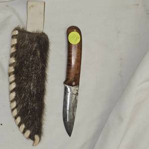 Beautiful Handmade Knife wDeer Hide Sheath