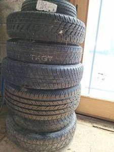 Various spare tires with rims