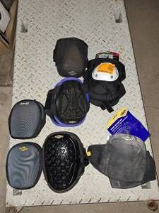 Knee pads