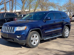 2012 JEEP GRAND CHEROKEE LAREDO X (NO RESERVE)