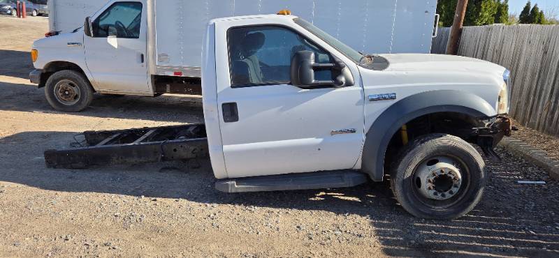 2006 F550 parts truck