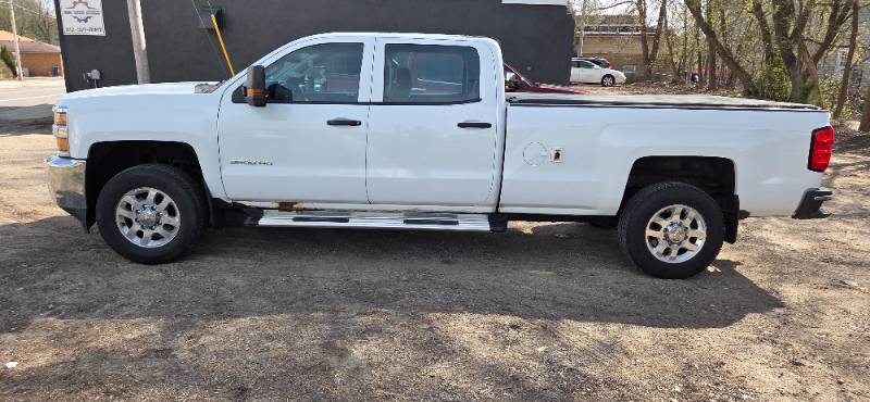 2015 Chevy 3500HD Crew Cab 4x4
