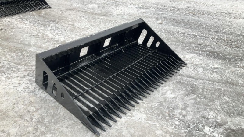 Sliding Loader Sieve Shovel 84