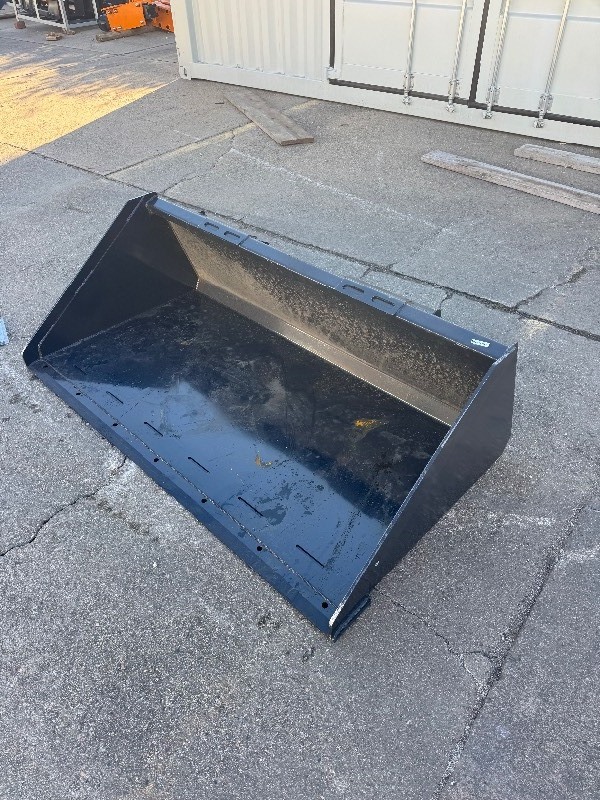 Wolverine Track Duty Bucket 78 Inches