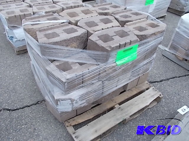lot 42 image: Block
