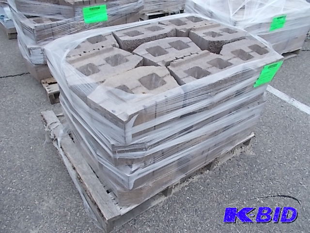 lot 43 image: Block
