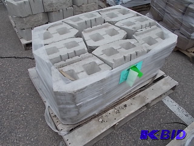 lot 45 image: Block