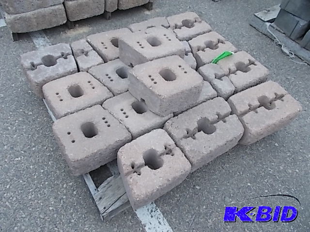 lot 56 image: Block