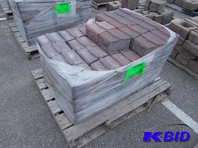 lot 71 image: Block
