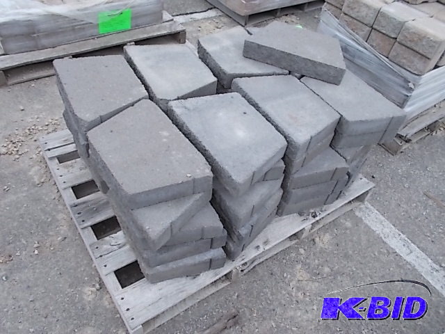 lot 87 image: Block