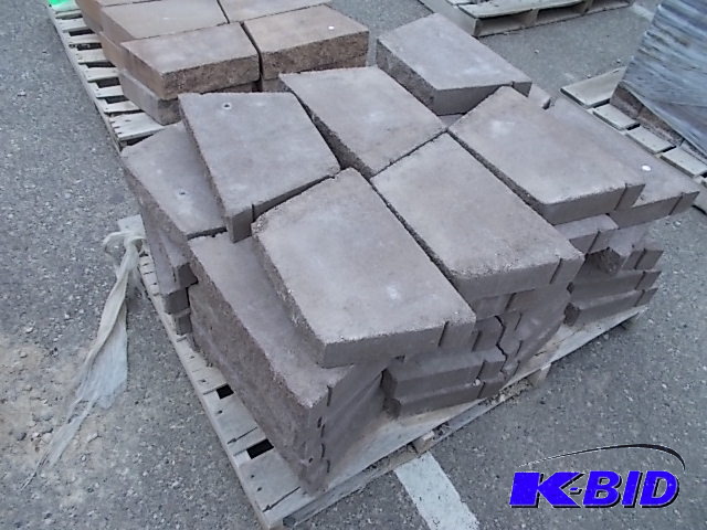 lot 93 image: Block