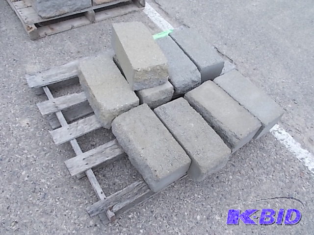 lot 106 image: Block