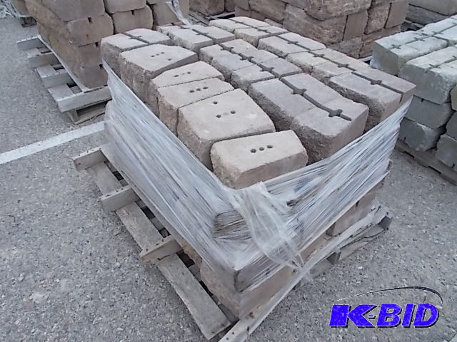 lot 116 image: Block