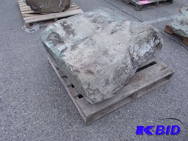 lot 137 image: Boulder